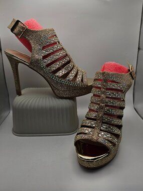Delicacy “Sylvie‑73” Gold Glitter Cage Platform High Heels – Size 8